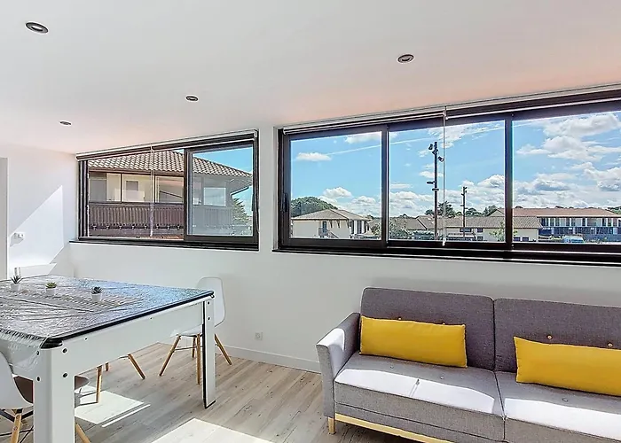 Vue - 6 Pers. - Fr-1-857-72